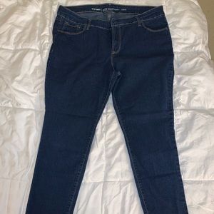 Old Navy Mid Rise Super Skinny Jeans